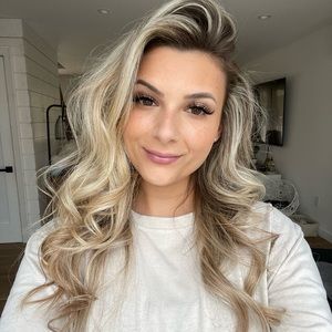 Meet your Posher, Faith